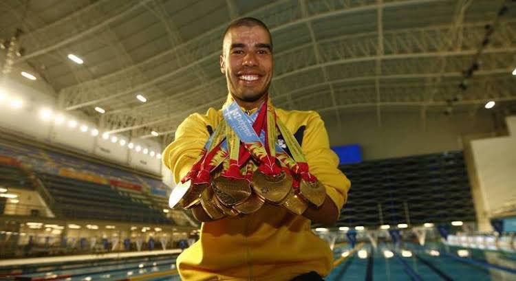 LeviKaique's tweet photo. Eu queria muito que a Paraolimpíada tivesse mais visibilidade

O Brasil é muito gigante nas Paraolimpíadas

Para vocês terem uma noção, a Rebeca Andrade é a maior medalhista olímpica brasileira com 6 medalhas

O Daniel Dias, atleta paralímpico tem 27 medalhas

Ele tem 14 Ouros 🥇 https://t.co/IGoFo6cR1l