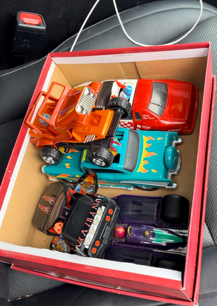 Checkout my latest haul of vintage ‘80s M.A.S.K. toys! So pumped! #80sToys #80sCartoons <a href="/vintagetoyrush/">𝐕𝐢𝐧𝐭𝐚𝐠e𝐓𝐨𝐲𝙍𝙪𝙨𝙝</a> figured you’d like this haul!