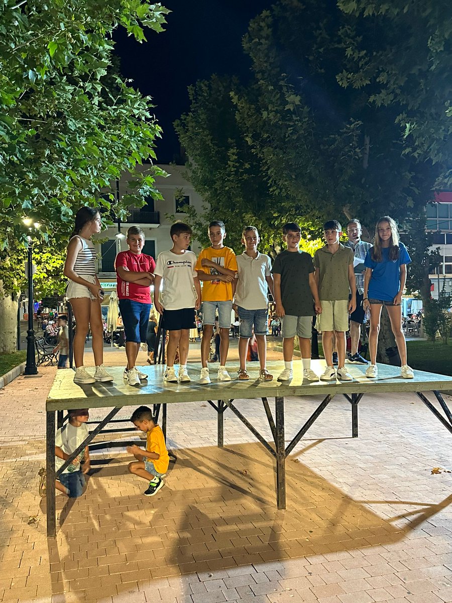 ✍️ PRESENTACIÓN DE TODAS LAS CATEGORÍAS DEL PEÑARROYA PUEBLONUEVO CF

El pasado viernes se realizaría la presentación de todas las categorías del Club en la Plaza Santa Bárbara. Además se daría a conocer la primera equipación de juego de nuestro primer equipo para esta temporada