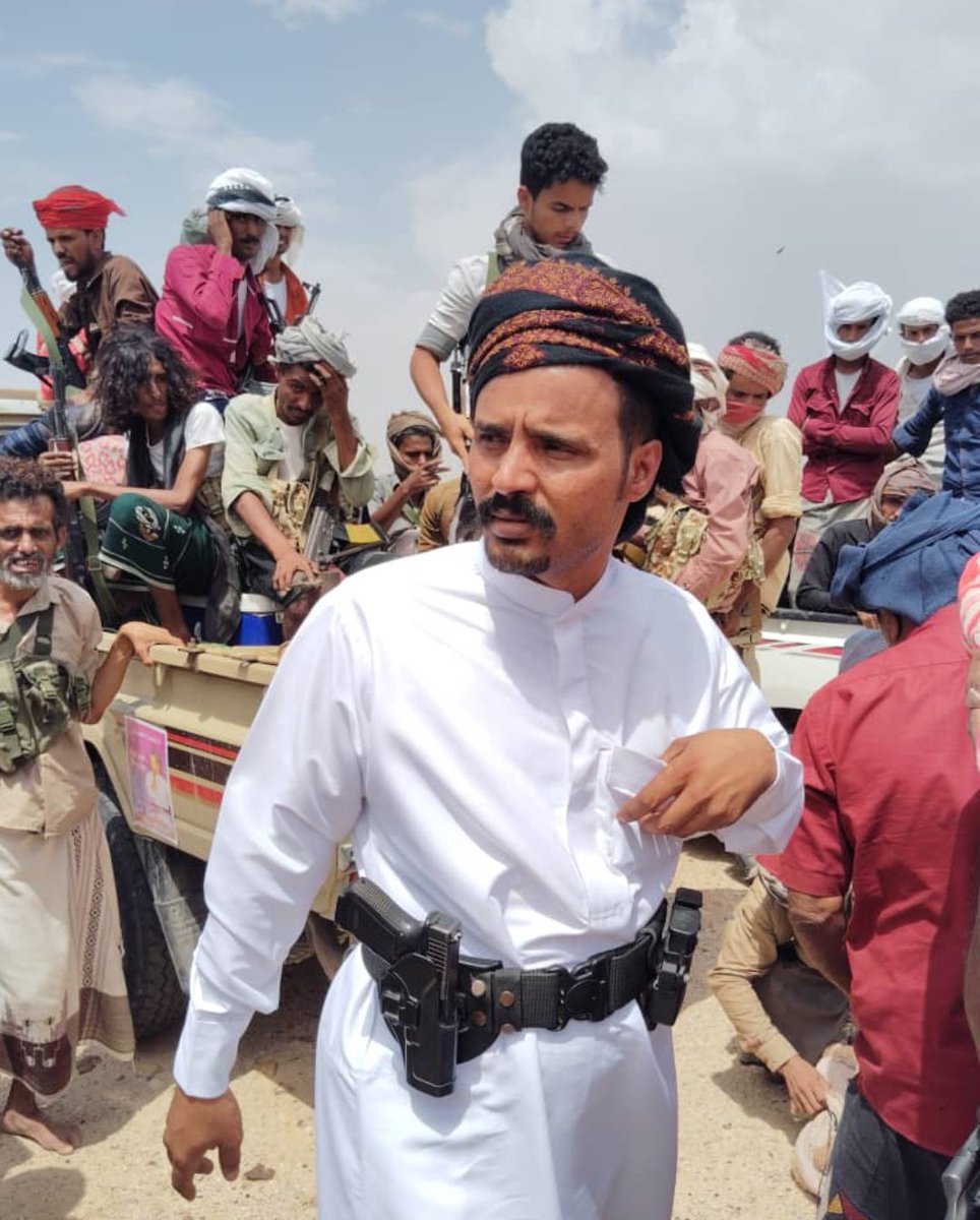 تم ترحيل سالم مبارك الغرابي 
بعد كشف المخطط الذي كان يستلم دعم من الحريزي وتسليم حضرموت للحوثي والدعم من الشقيقه عمان 
حضرموت لا مكان للخونه 
الحلف يمثل حضرموت
#لامكان_للخونه_في_الوادي_والصحراء