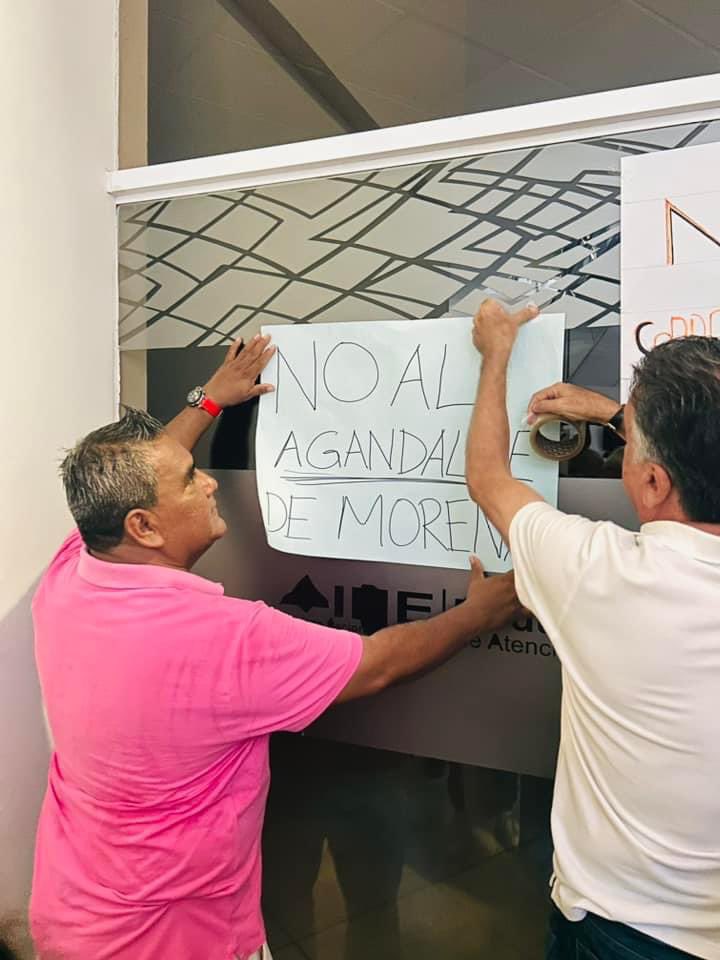ramirosolorio's tweet photo. Buen domingo.

En Acapulco también luchamos por México.

Sufragio efectivo, no sobrerrepresentación.

@FCN_mx 
#FrenteCívicoNacional 

#𝗦𝗼𝘆𝗧𝘂𝗕𝗿𝗼𝘁𝗵𝗲𝗿 y #𝗦𝗼𝗺𝗼𝘀𝗔𝗰𝗮𝗽𝘂𝗹𝗰𝗼 https://t.co/49iTaxdVAp