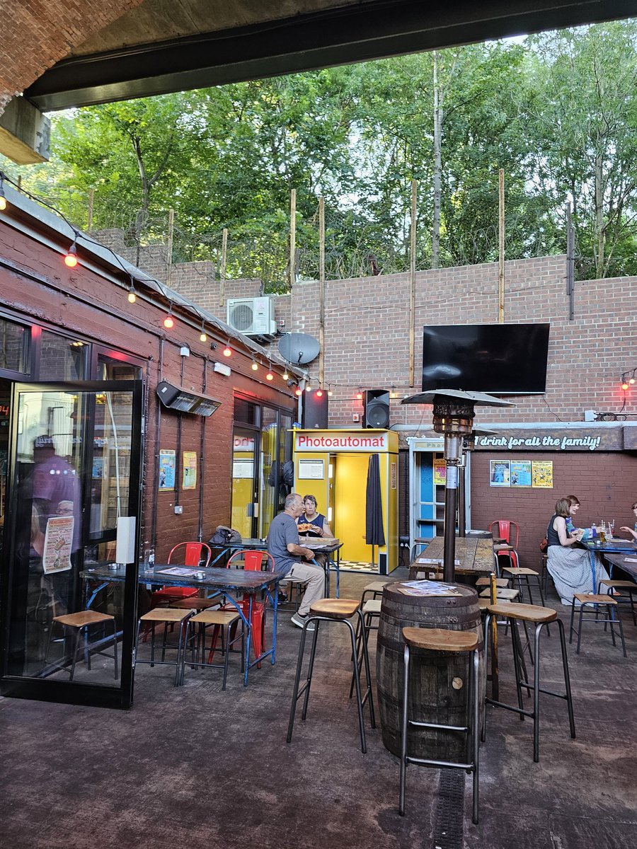 NEWCASTLECITYU1's tweet image. Welcome to bar 296 BILLY BOOTLEGGERS IS BACK.  WELCOME FORMER ARCH 22 #ALLTHEBARS