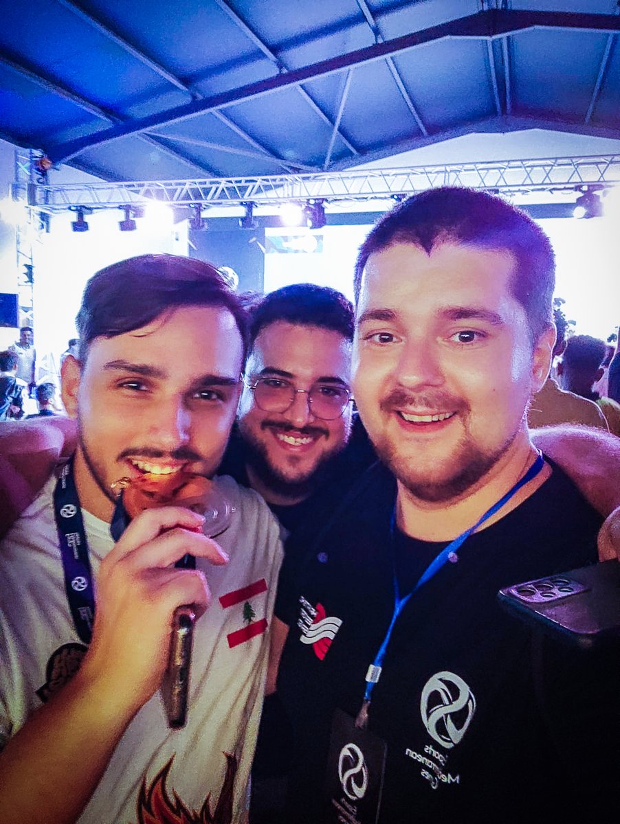 𝓜𝓸𝓸𝓭𝔂 (@moody_fgc) on Twitter photo 