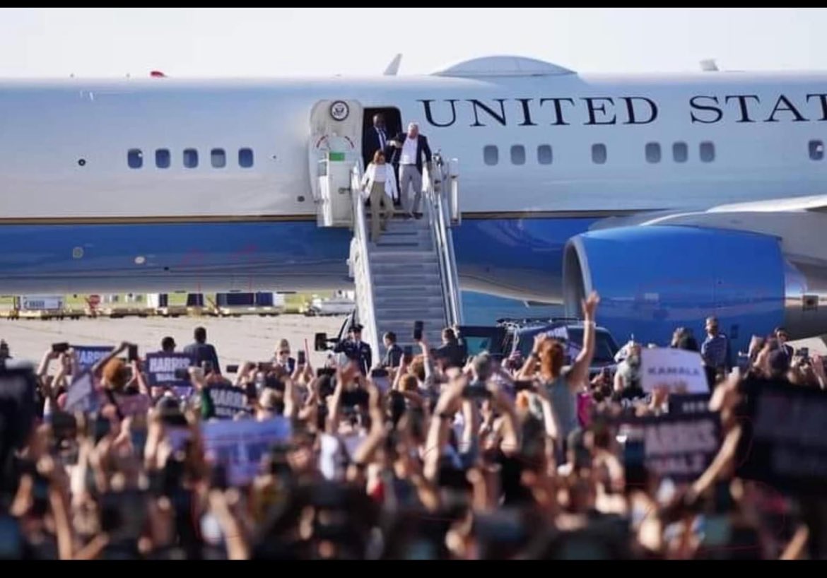 See how shiny the paint is on the engine, so shiny you could see yourself in it but you can’t see not one of those people in it. Hmm 🤔