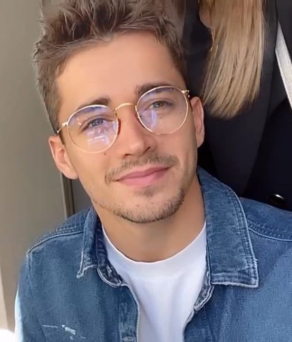 charles leclerc pr manager tweet media