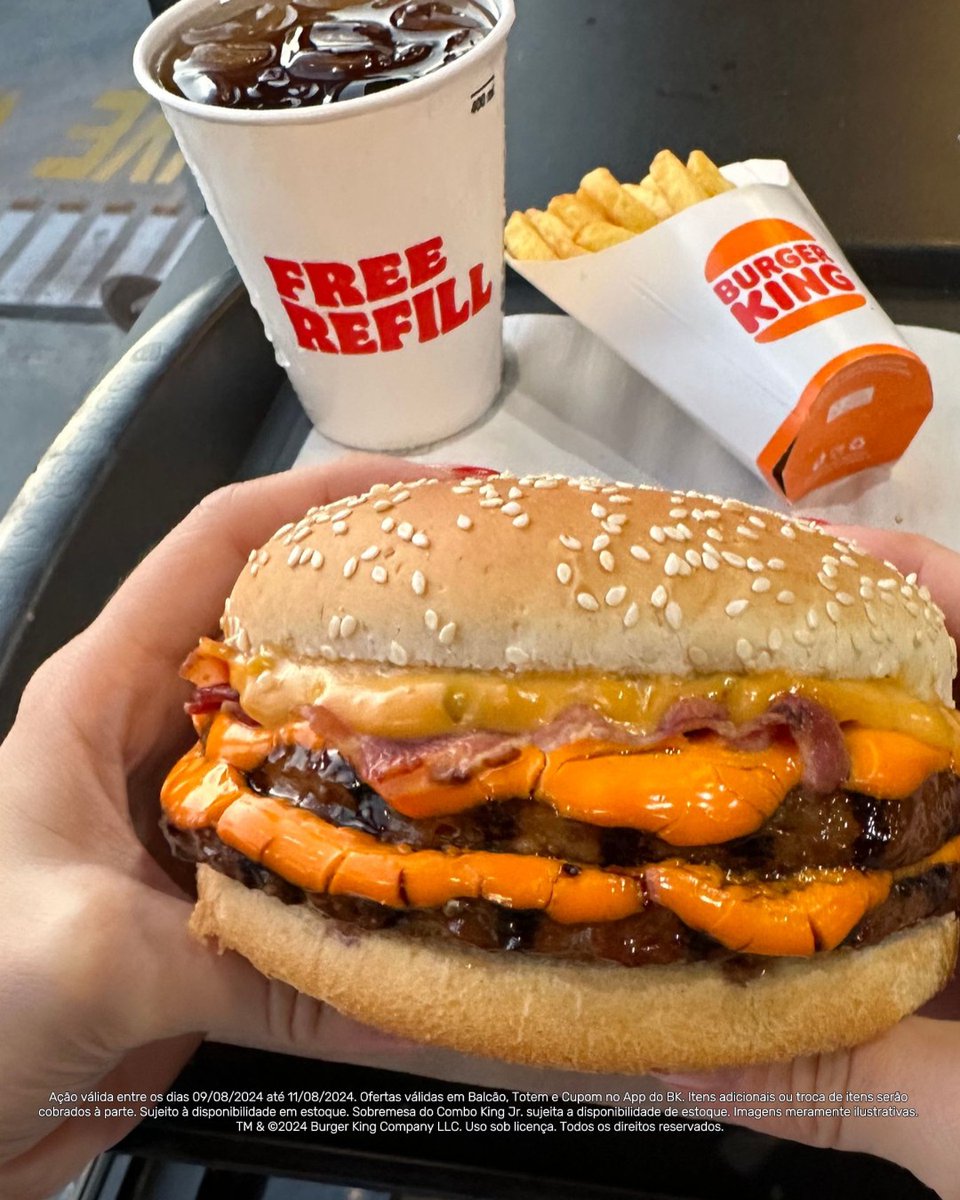 vem amassar o Combo Mega Stacker Cheddar 2.0 e o Combo King Jr. por s  R$62,90!