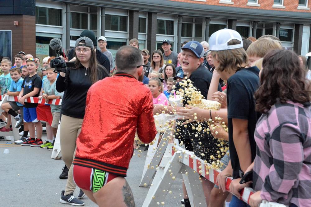 SagePhilips7's tweet photo. Some kids thought it was ok to throw popcorn/water/candy at the wrestlers this past @FNXWrestling show. 

Taught them that actions have consequences.

@LindseyGreaver reaction says it all. 🤓 https://t.co/U7PrvB5yyZ