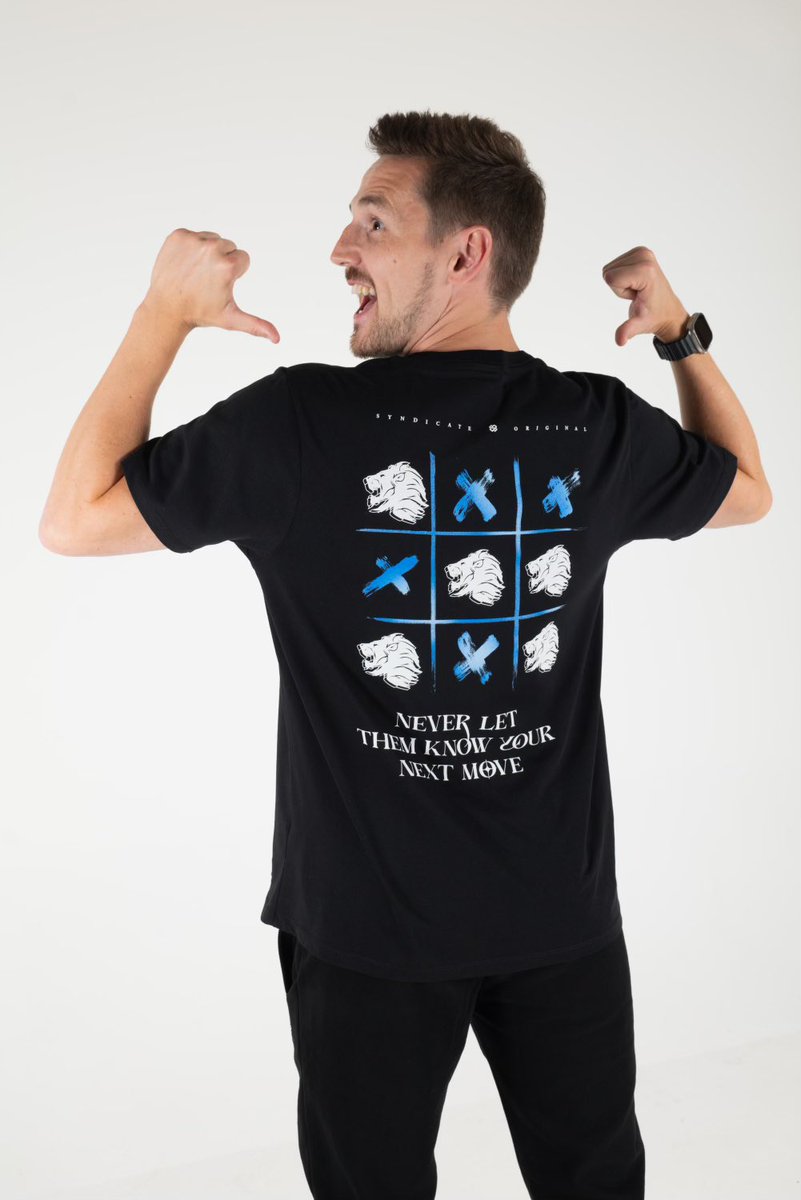 Syndicate's tweet image. PANIC STATIONS! 🚨 
THERE IS LESS THAN 5 HOURS LEFT TO GO TO GET YOUR PRE-ORDER PLACE FOR THE BRAND NEW @SyndicateOG DESIGN!🔥

DO NOT MISS OUT! SyndicateOriginal.com