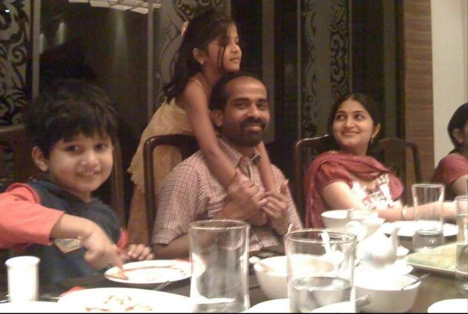 SaiNaveenKumarB's tweet photo. సంస్కృతి సేవ సమితి అధినేత మరియు మన రాష్ట్ర మంత్రివర్యులు గౌ శ్రీ. సత్య కుమార్ అన్న గారి గారాల పట్టి, సత్య అన్నగారి గెలుపునకు తనవంతు కృషి చేసిన చి. సంస్కృతి గారికి హృదయ పూర్వక ఆత్మీయ జన్మదిన శుభాకాంక్షలు.. 💐💐
@satyakumar_y 
@team_satyakumar 
@MplGmr 
@GMR_SAMBAR https://t.co/89MGPI96dc