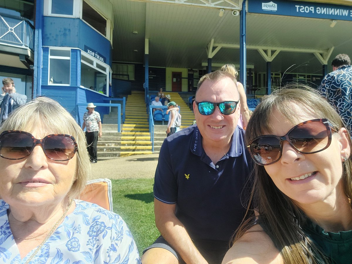 What a great weekend of sports! Archery, shooting, watching Ratby Town Cricket 1st team then an afternoon at Leicester races with <a href="/SimonBBarny/">Barny</a> , <a href="/richardp02841/">Richard Chambers</a> <a href="/GlynRennocks/">Glyn Rennocks</a>