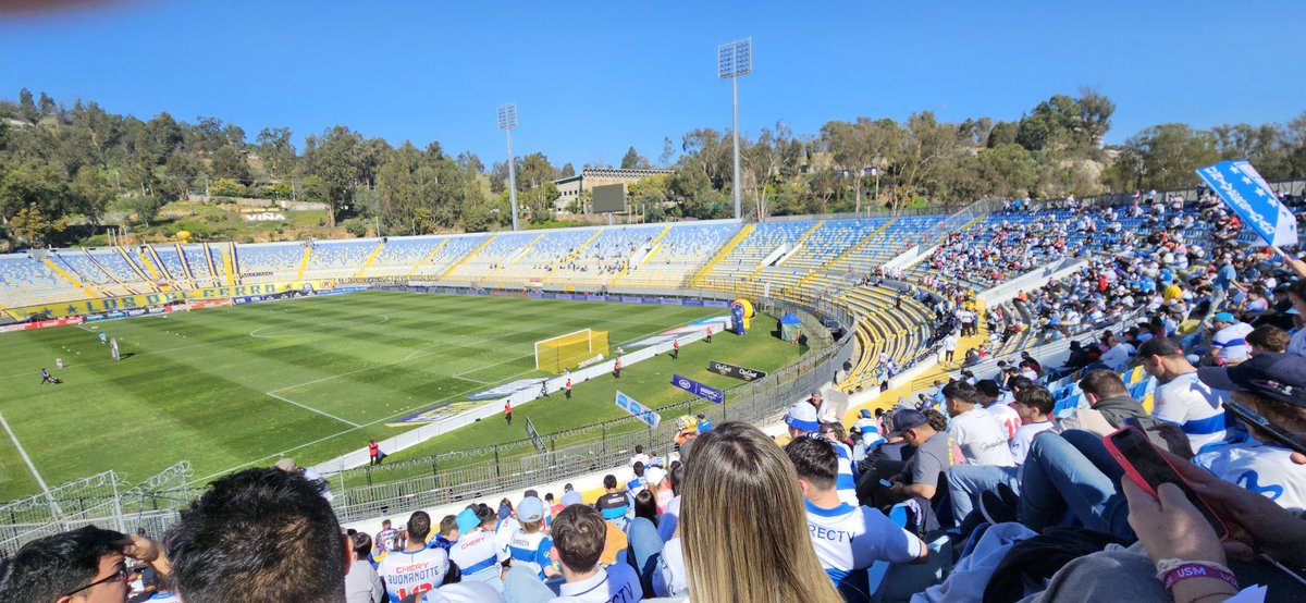 nos cobraron 15.000 por un “codo” donde claramente es la galería y donde Everton cobra 5.000 a su hinchada. Esto es ilegal y tiene que ser sancionado para que no vuelva a ocurrir para la hinchada visitante. Los 3 grandes siempre sufren de este aprovechamiento.
