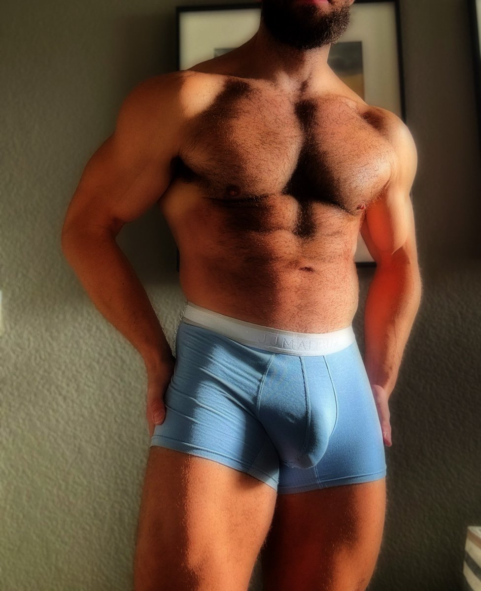 𝘾𝙤𝙖𝙘𝙝 𝙃 (@shadesofcoach) on Twitter photo 