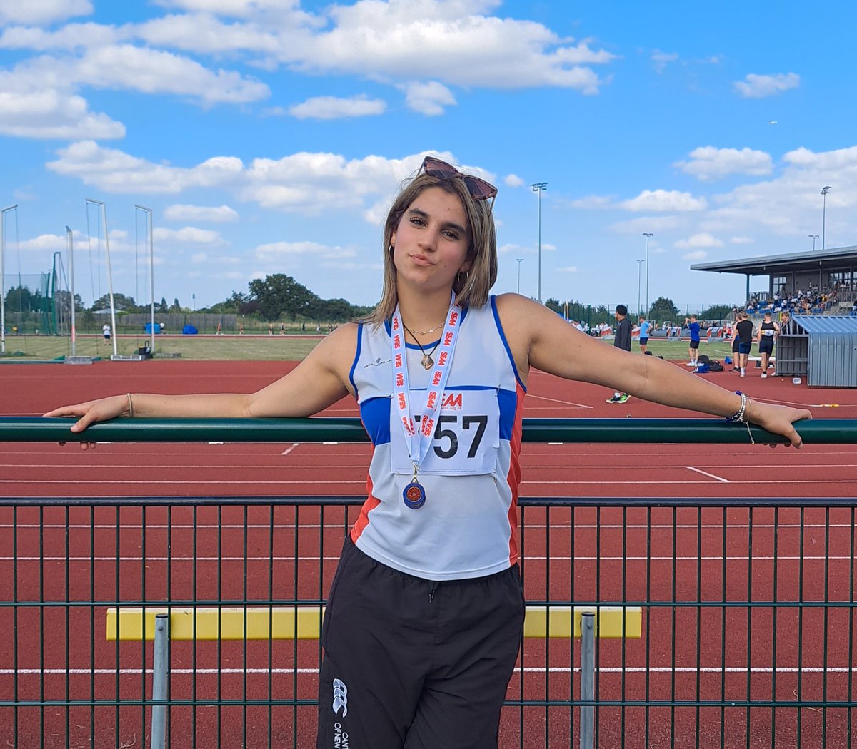 Gold 🏅 in javelin and bronze 🥉 in shot at this weekend's SEAA South of England champs. Happy end of the main season, now thinking ahead to sorting my technique this winter! Thank you to everyone for your support this season! <a href="/UKJavelin/">UK Javelin</a> <a href="/EnergiseMe_/">Energise Me</a> <a href="/PGS1732/">The Portsmouth Grammar School</a> <a href="/HantsSchAth1/">Hampshire Schools’ Athletics</a>