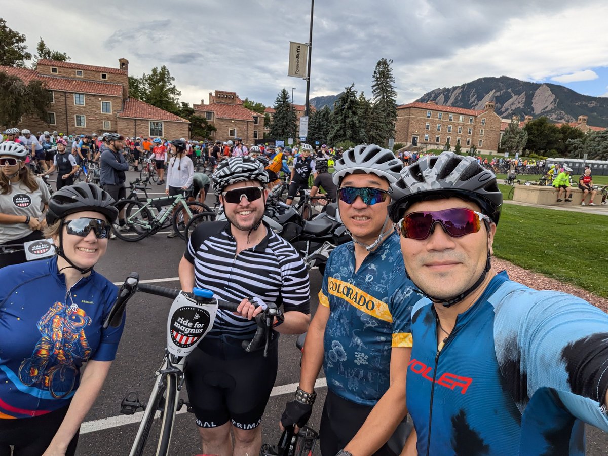Completed Magnus White memorial bike ride in Boulder with <a href="/HiFistylez/">Hi-Fi - Pawttorney General @ DenFur</a>.<a href="/VayrWolf/">🎃 Vayr Wolf 🎃</a> <a href="/poomiepuma/">Gray Haired Poomie</a> . Great event and cause. All road users please be respectful of each other.