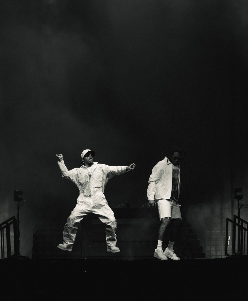 MetroBoomin's tweet photo. WE WILL ALWAYS TRUST YOU ATLANTA 🖤 https://t.co/rVUVmxAhrc