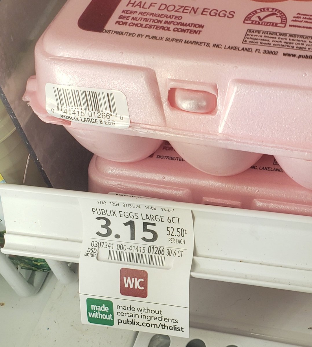 joyca13's tweet photo. Seriously? C'mon man..6 eggs $3.15🙄😠
#TRUMP2024ToSaveAmerica https://t.co/uGpUlVN2Se