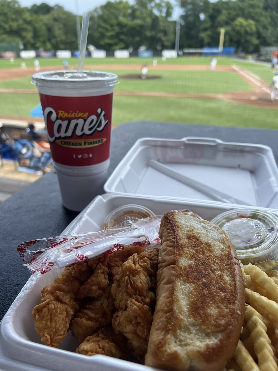 Thank you <a href="/raisingcanes/">Raising Cane's</a> for hooking up <a href="/CoachTugwell/">Coach Tugwell</a> for his pre game meal!