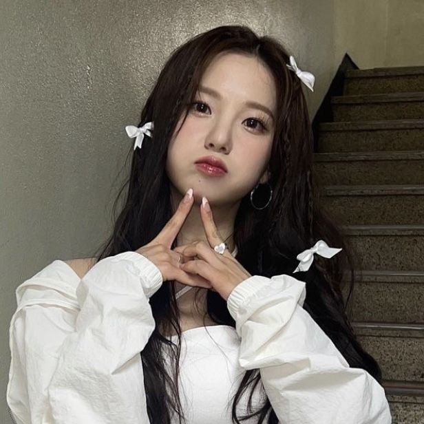 vantannie_'s tweet photo. Happy birthday Yujin !! <3 

STARRY YUJIN DAY
#CrystalStarYujinDay
#여름대확행_햅삐지니데이_생일축하행
#これからも_��ジンの味方
#YUJIN #최유진 @official_kep1er https://t.co/UaMPECWcZG