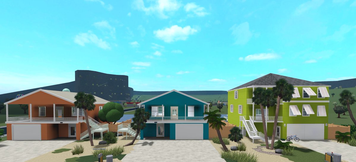 Hey yall built some colorful simple beach houses designs before summer ends 🌴 📸- @kayoticneutralbuilds #roblox #bloxburg #bloxburgbuilds