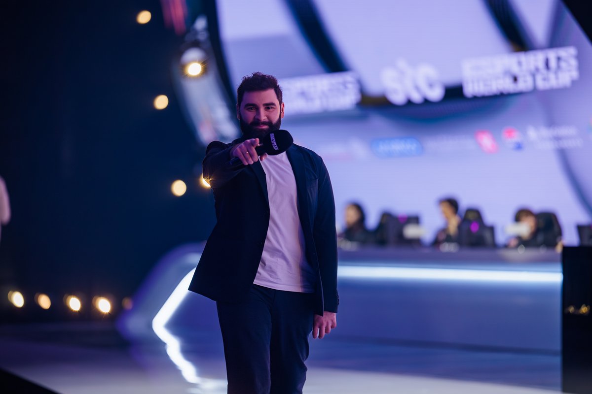 Esports World Cup (@ewc_en) on Twitter photo .<a href="/MiloshTheMedic/">Ghassan Finge 🇱🇧✌️</a> wants YOU to join us live for the #EsportsWorldCup ft. #Fortnite grand final!
📺 esportsworldcup.com/en/competition… .<a href="/MiloshTheMedic/">Ghassan Finge 🇱🇧✌️</a> wants YOU to join us live for the #EsportsWorldCup ft. #Fortnite grand final!
📺 esportsworldcup.com/en/competition…