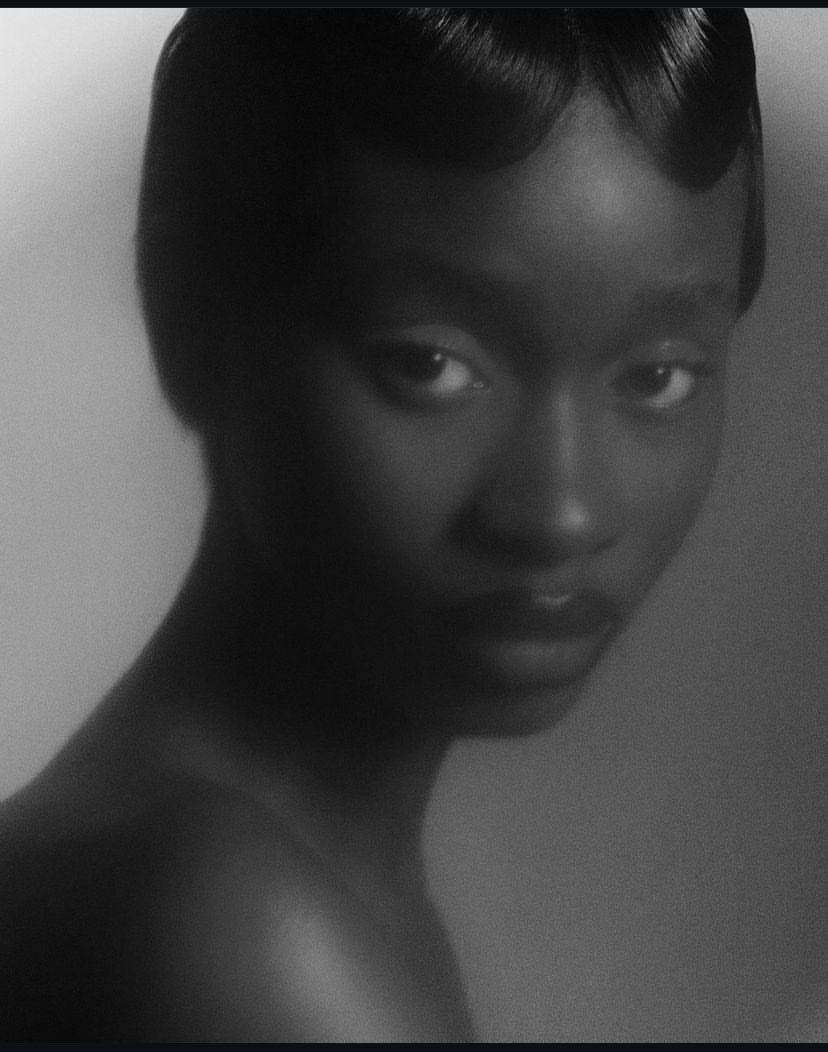 cyeenthiaa's tweet photo. hi twitter,I’m a model. 
retweet till my potential client sees me🥹🤭 https://t.co/kbSdl4EMc0
