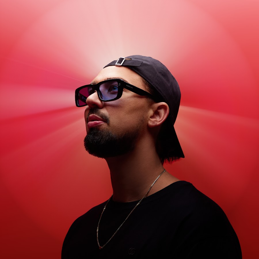 Official Charts tweet media