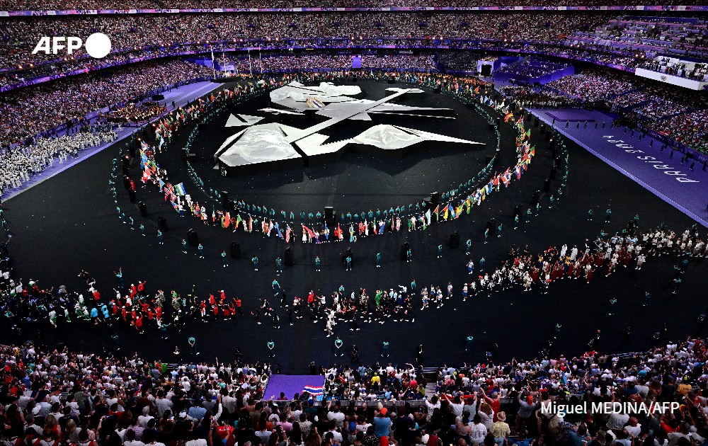 The closing ceremony of the 2024 Olympics got underway on Sunday at a packed Stade de France, bringing the curtain down on a Games widely regarded as one of the most successful in history.➡️ u.afp.com/56Q8 #Olympics