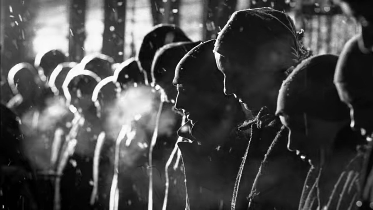 TheCinesthetic's tweet image. Schindler's List (1993) dir. Steven Spielberg