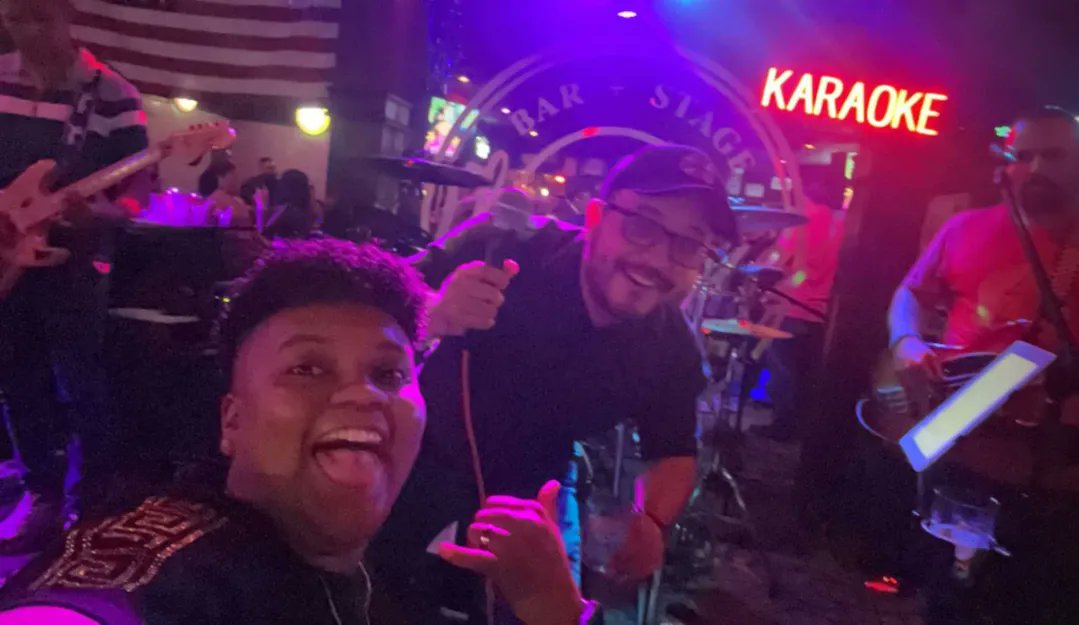 Had an amazing birthday weekend courtesy of my great friends! I even got to jump on stage and sing a couple songs with them. Life looks better than ever at 40! 🎤😎🎸