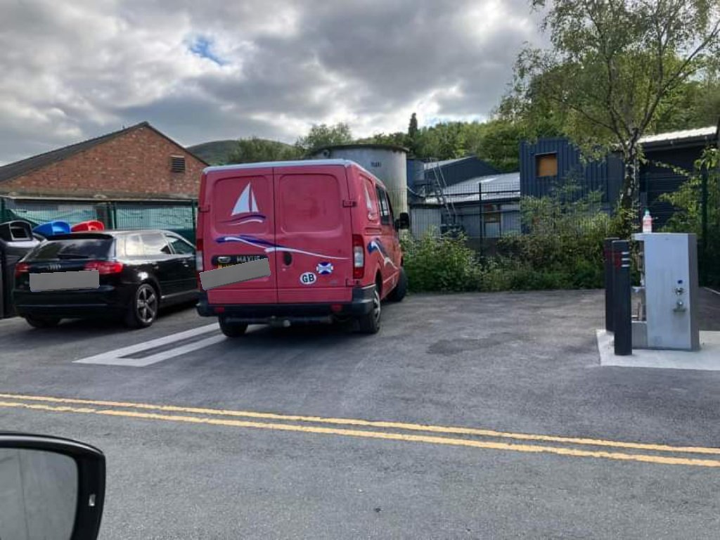 11 Aug
✖️No chance of emptying waste water <a href="/CyngorGwynedd/">Cyngor Gwynedd</a> please put a NO PARKING sign there.
 ✖️Barrier not closed so cars were in the industrial area compound!
✖️People seen using Llyn Padarn lake as a bath (soap included!)
✖️Cars parked causing obstruction to entrances.