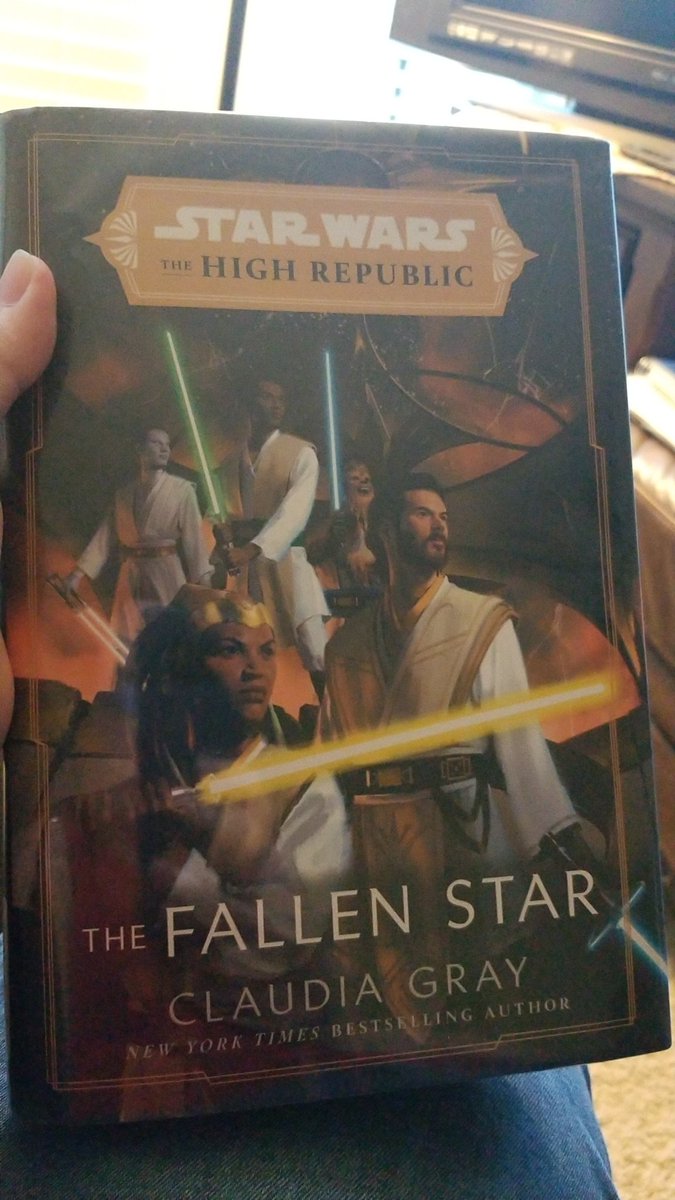 mjsamuelson's tweet photo. I know this post is extremely niche, but this book just broke my heart and I have a little less than half of it yet to read. #SWLit #StarWars #HighRepublic https://t.co/en3BC0LFyC