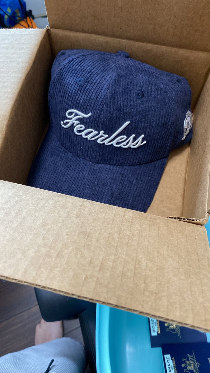 EmilGorgees's tweet photo. @NickDiodato @veefriends @veecon @garyvee @krainak Looking to swap a brand new fearless for a gifted if you’re open to it!? At veecon today. https://t.co/z7soGG29pK
