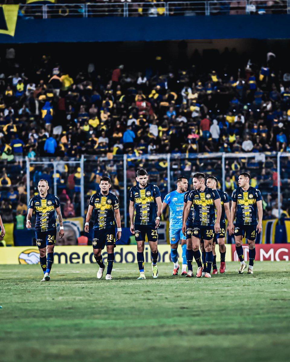 swiftrinidense's tweet image. Un año histórico para el club de mis amores y lo que aún está por venir! Un viaje de idas y vueltas, malas y buenas pero feliz de vivir cada parte de esta eterna pasión. &quot;Adelante Trinidense es el grito triunfal&quot; que espero siga resonando para la posteridad. Feliz 89 años!✝️💙💛