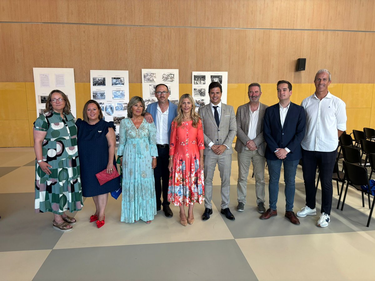 PPdeZaragoza's tweet photo. María de Huerva tendrá un nuevo pabellón multiusos "Santa Bárbara", gracias al impulso de su Alcalde Joaquín Calleja. 

Una construcción moderna y de referencia tanto por su estilo arquitectónico como por la funcionalidad de todos los espacios. 

@PPdeZaragoza https://t.co/xOJ1sAQXkf