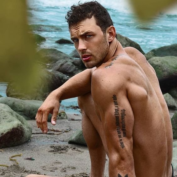 rickhxle_'s tweet photo. 𝐏𝐄𝐆𝐀 𝐄𝐒𝐓𝐎 𝐄𝐍 𝐓𝐔 𝐏𝐄𝐑𝐅𝐈𝐋,
ᅠᅠquién le de  ♡  &amp;  RT quiere
ᅠᅠfollar  𝐂𝐄𝐑𝐃𝐈𝐒𝐈𝐌𝐎  contigo.

#freerol #sexrol https://t.co/jtj2TxcjCe