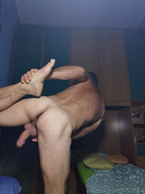 Ecco cosa succede quando ci si annoia 🤣❤️ https://t.co/zPz79ZMwlG