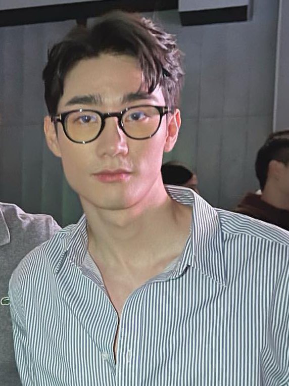 luviltae's tweet photo. I still keep thinking about this Force DAMN https://t.co/1WVd9kFF4N
