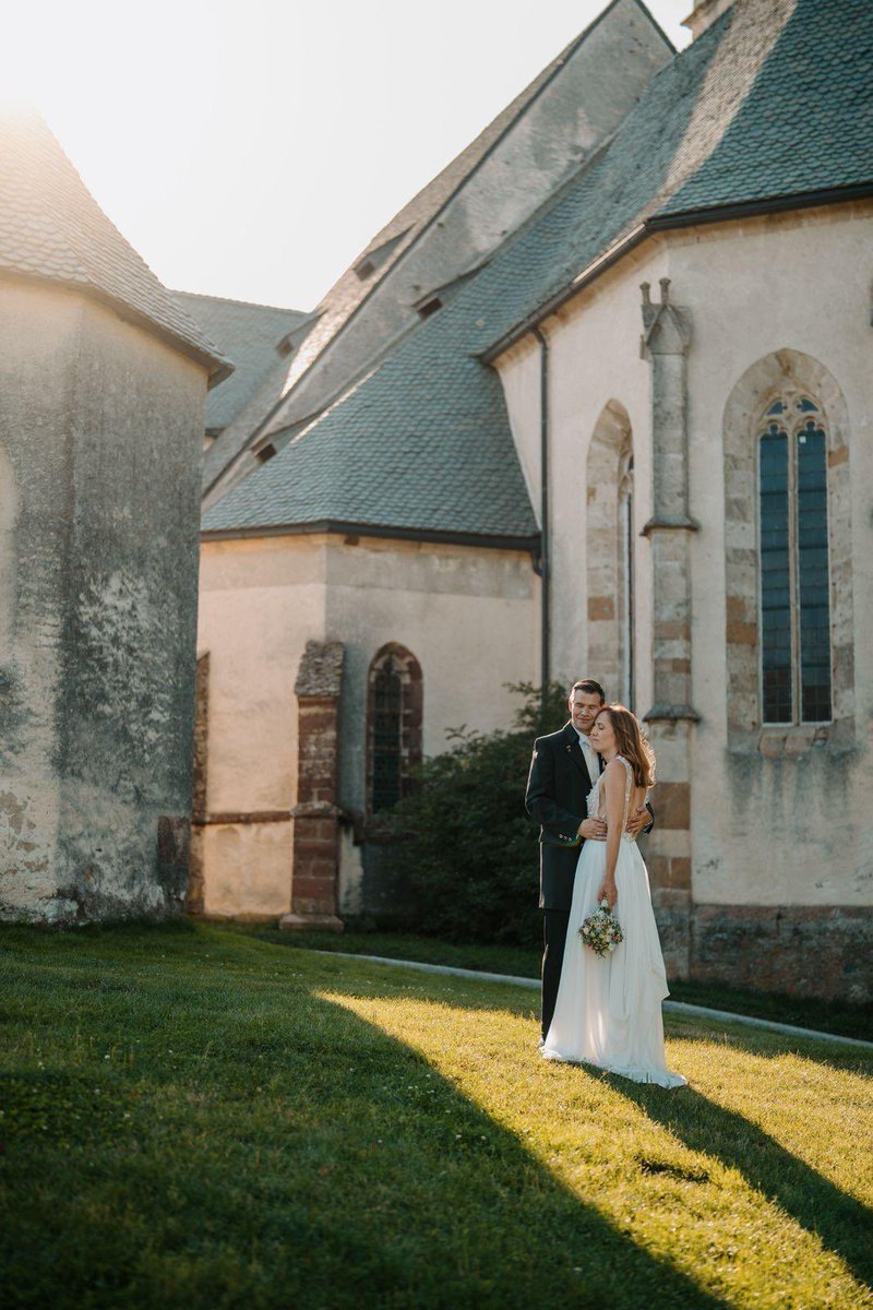 hanschitzg's tweet photo. 💒🤩❤️💐 https://t.co/kIBWBi64o1