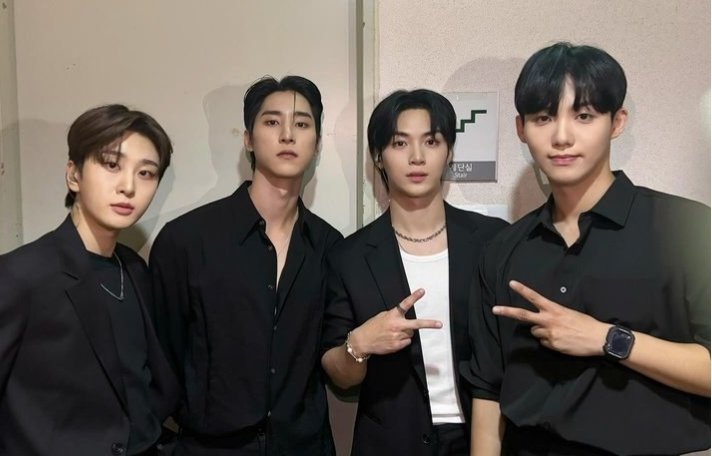 DanFeminism's tweet image. They really looked great, no matter what style they were wearing~
#JinKwon #Jeehogeun
#JUNGHA #HANGYEOM 
#JazzForTwo #재즈처럼