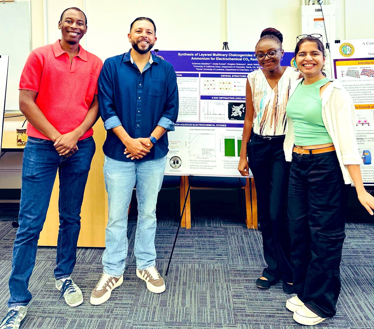 Velazquez_Lab's tweet photo. Our research team members supported our UCOP-HBCU-REU students during the poster presentation event. Students excelled in presenting their impressive research findings to our department as well as family and friends. We are so proud 👏🏾 @UCDChem @UC_Newsroom @NSF https://t.co/1xacIh40kI