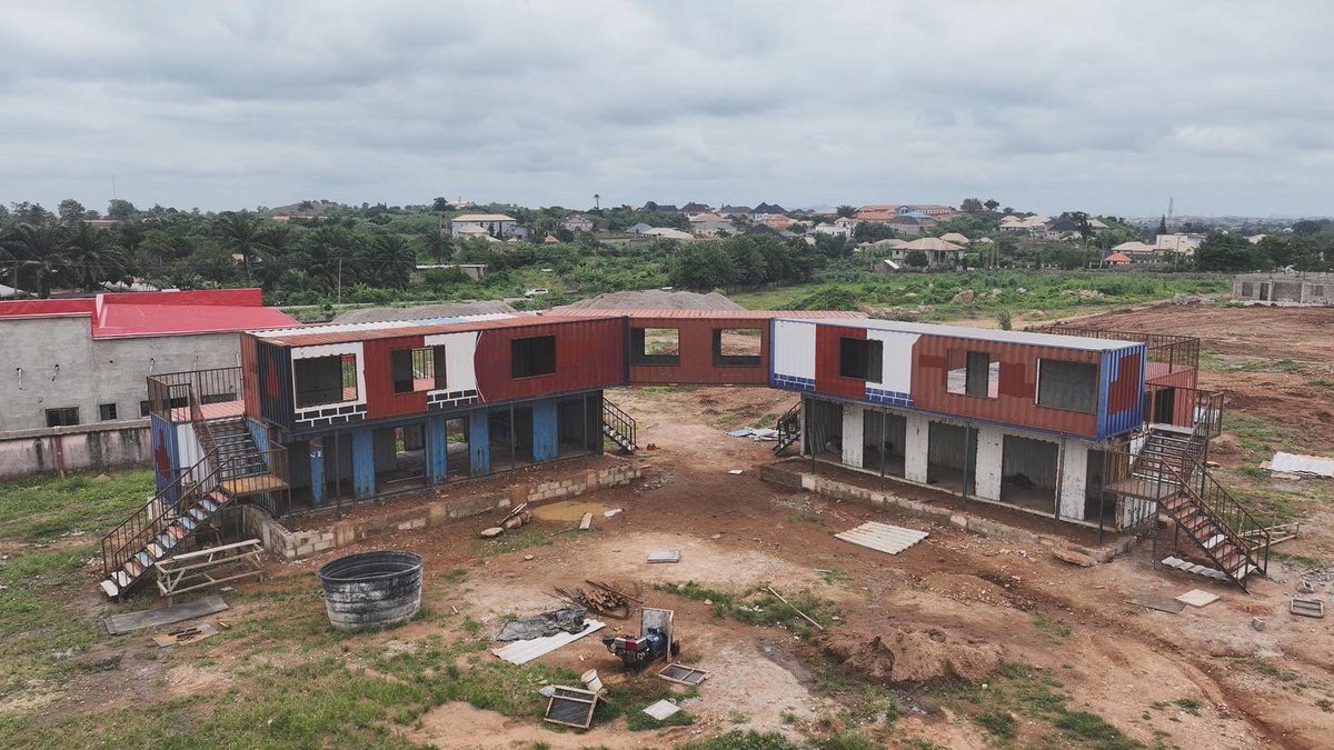 Anmutdevelopers's tweet photo. Excited about the new Innovation Park at RBD Estate! π Weβre building a space where ideas flourish, resources are abundant, and visions grow. Stay tuned as we bring this vision to life! π
#innovation #RBDTechHub #TechCommunity #anmutdevelopers #akure #ondo #bbnaija #abuja https://t.co/9ZZ4BPJK4P