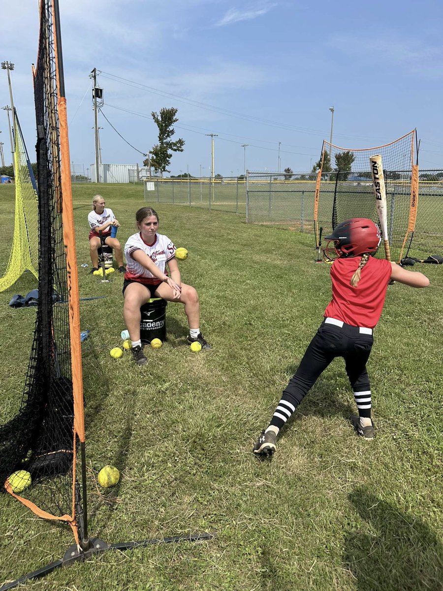 Emma Messer tweet media