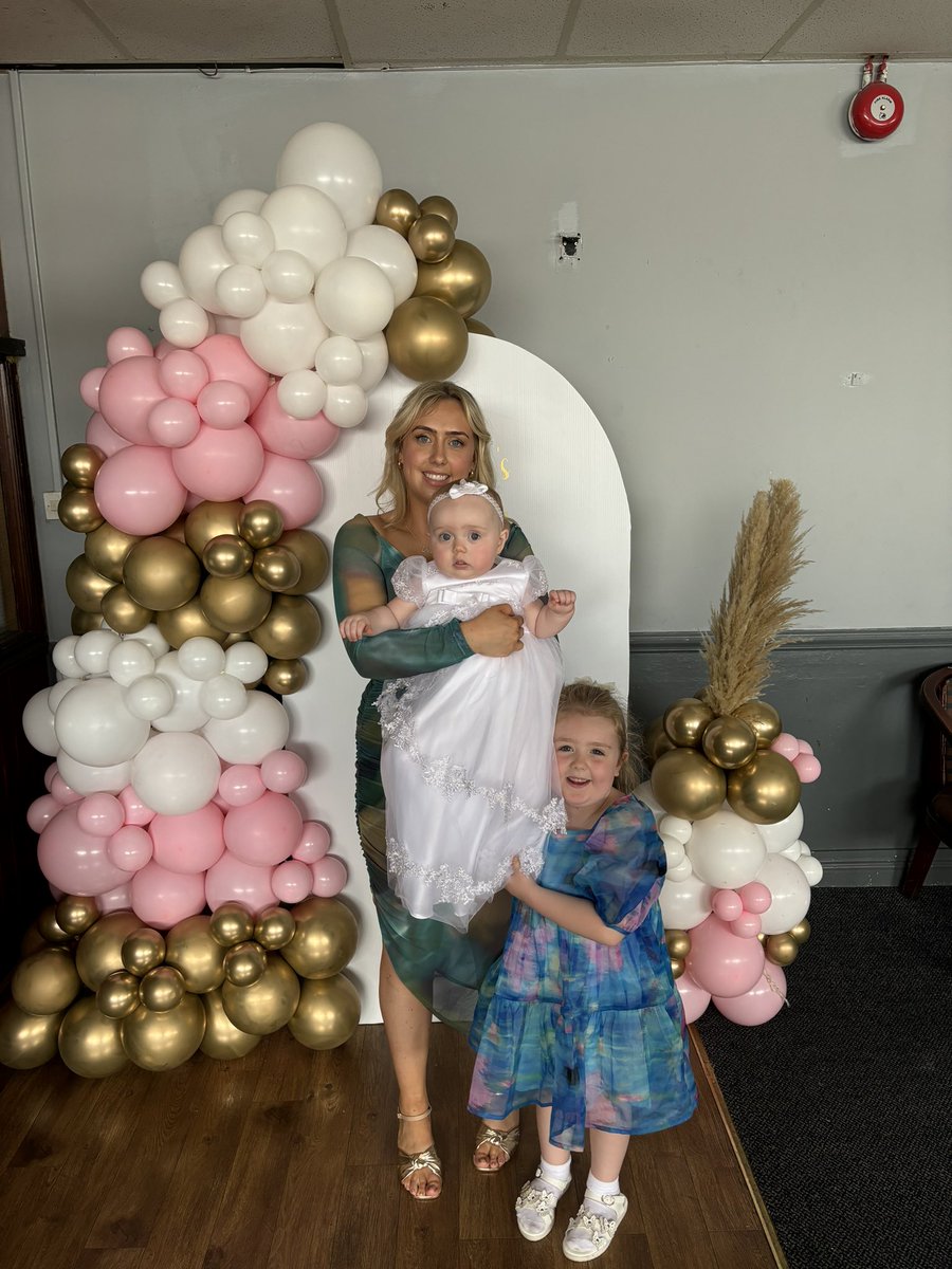 jennndoyle's tweet photo. My girls 💗💗 https://t.co/NBVMLPh2DE