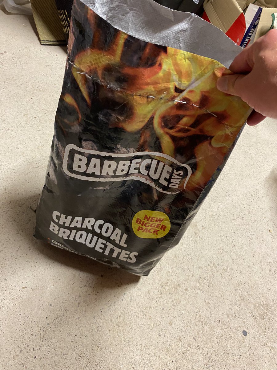 Credit where it’s due - these coals from <a href="/AldiUK/">Aldi Stores UK</a> are about half the price of standard supermarket charcoal yet they lasted about three times as long and honestly give some big hitting competitors a run for their money 👏 👏 👏