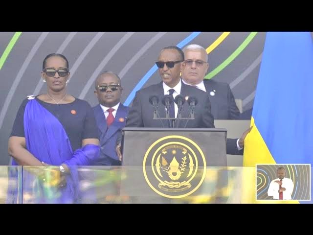 WaakoTonny1's tweet photo. President @PaulKagame has been sworn in for a fourth term as @RwandaGov president after winning 99 percent of the votes in last month's election.
@UrugwiroVillage @NewTimesRwanda 
@FirstLadyRwanda @rbarwanda 
#LingOrm 
#News247Ug 
@News247Ug 
@DanielLutaaya 
#Picturecourtesy 📸📸 https://t.co/nXTpTWZeLT