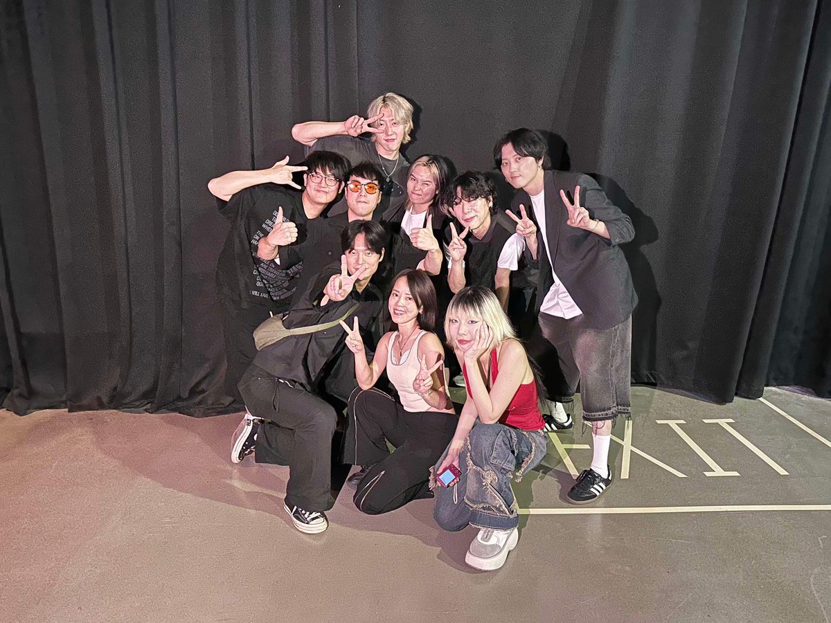 IMeanUsBand's tweet photo. So thrilled to be the opening act for the Korean band @band_lacuna at their concert in Taiwan!

#IMeanUs https://t.co/yxdmI9fxqw