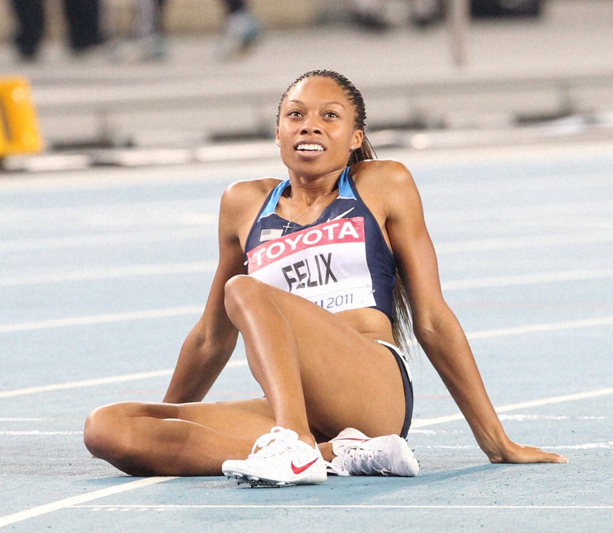 パリ五輪】伝説の陸上選手アリソン・フェリックスさんが閉会式に登場