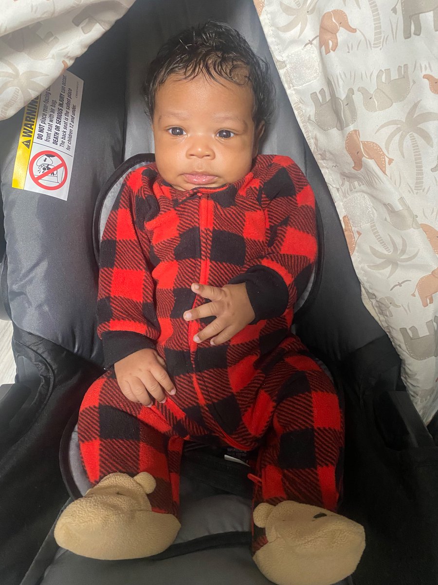 monejaaaa's tweet photo. my biggest flex🥹. mommy love youu sm🩵. https://t.co/YnjDx84Lho