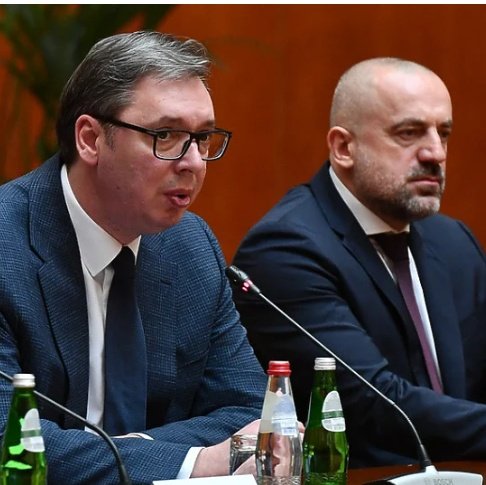 Ceca2103's tweet photo. Sve što bi rekao o Srbiji... https://t.co/7qWWW5JKgb