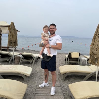 CameronCrocken's tweet photo. #NewProfilePic https://t.co/AbkkL3rOIn